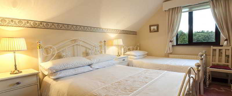 Crossriver Bed And Breakfast Oughterard Exterior foto